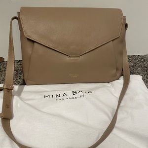 Mina Baie Blush Audrey 1.0